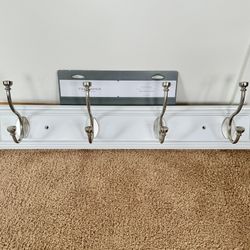 Threshold 27" Hook Rail/Coat Rack.  New