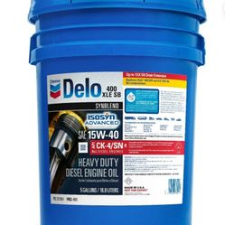Delo 400 XLE SB Synthetic Blend SAE 15W-40 Heavy-Duty Diesel Motor Oil 5 Gallon
