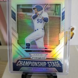 Dodgers  Mookie Betts Refractor  Card