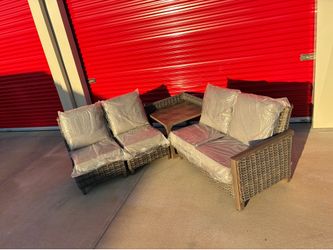 Brand New 4 Piece Patio Furniture Set
