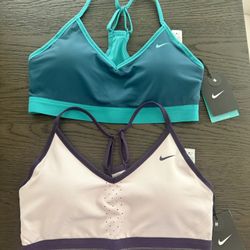 Nike Sports Bra - light support size M New With tags