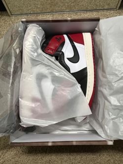 Black toe 1s Size 9 Ds