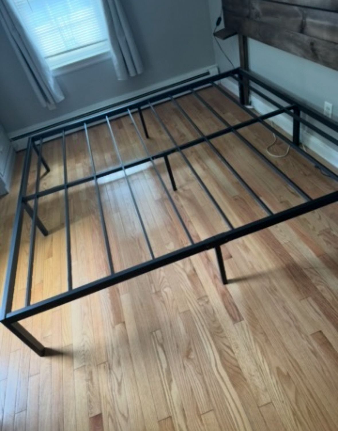 KING size Steel Bedframe
