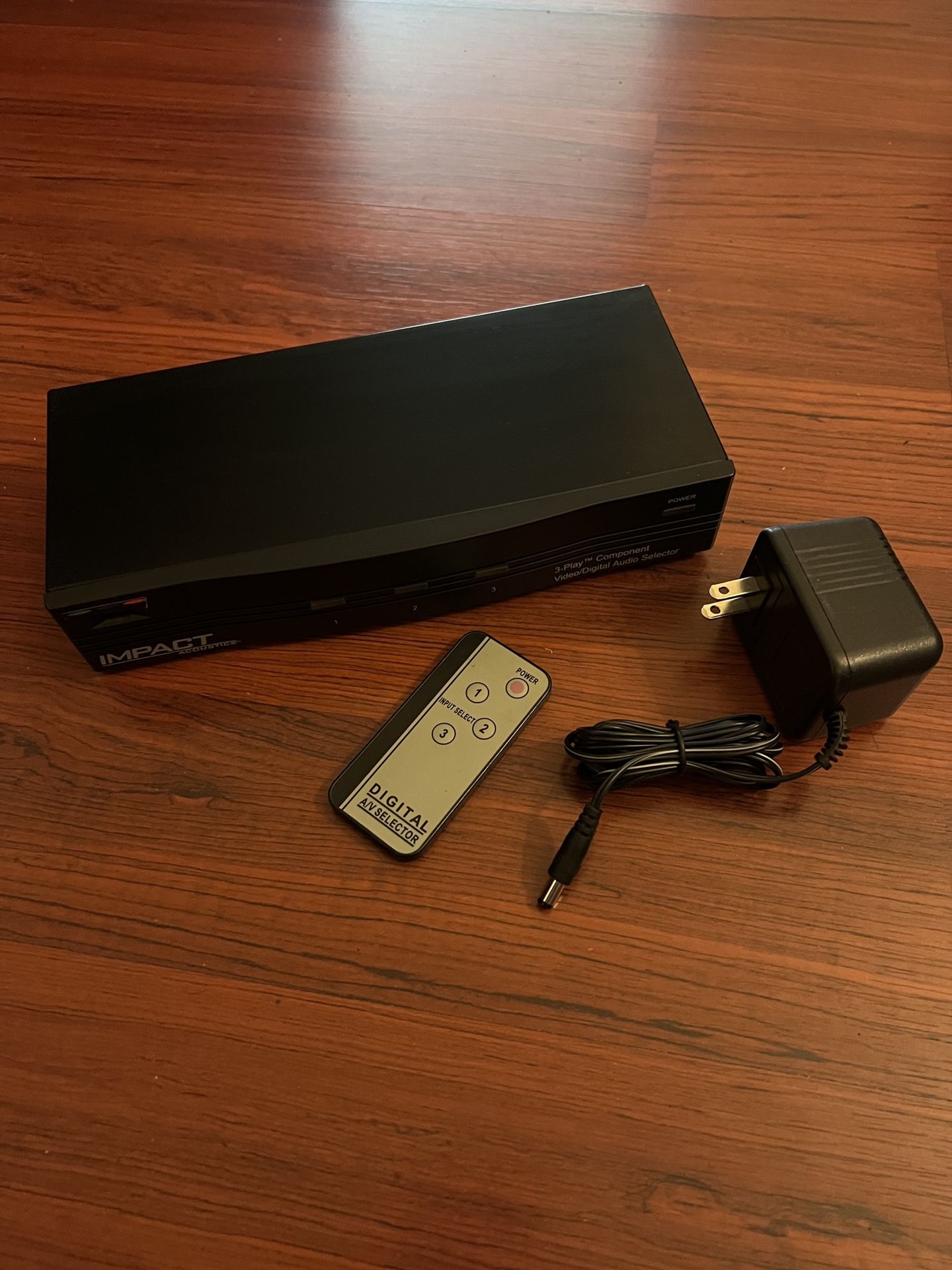 Impact Acoustics - 3-Play Component Video/Digital Audio Selector