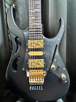 Ibanez Steve Vai Signature PIA3761 Electric Guitar - Onyx Black