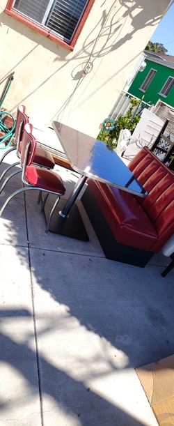 Chick Retro Style Dining Table & Chairs