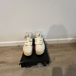 off white sail 4s