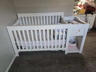 White Crib with Changing Station