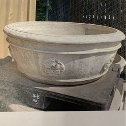Concrete Planter 