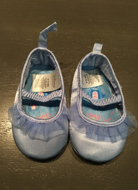 Disney store Cinderella baby shoes