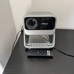 VOPLLS PROJECTOR
