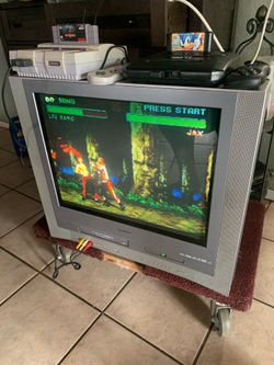 24in toshiba Combo Dvd/Vcr Crt TV