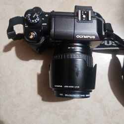 Olympus E-300 EVOLT