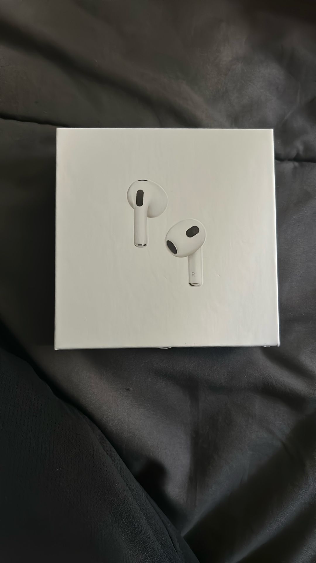 Airpods gen 3s 