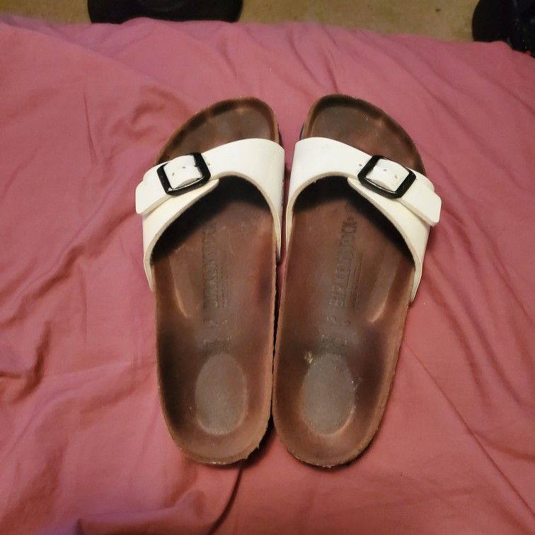 Ladies Shoes Size 7