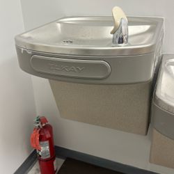 Handicap Assessable Water Fountains 