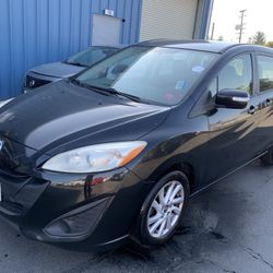 2014 Mazda 5 Sport Van