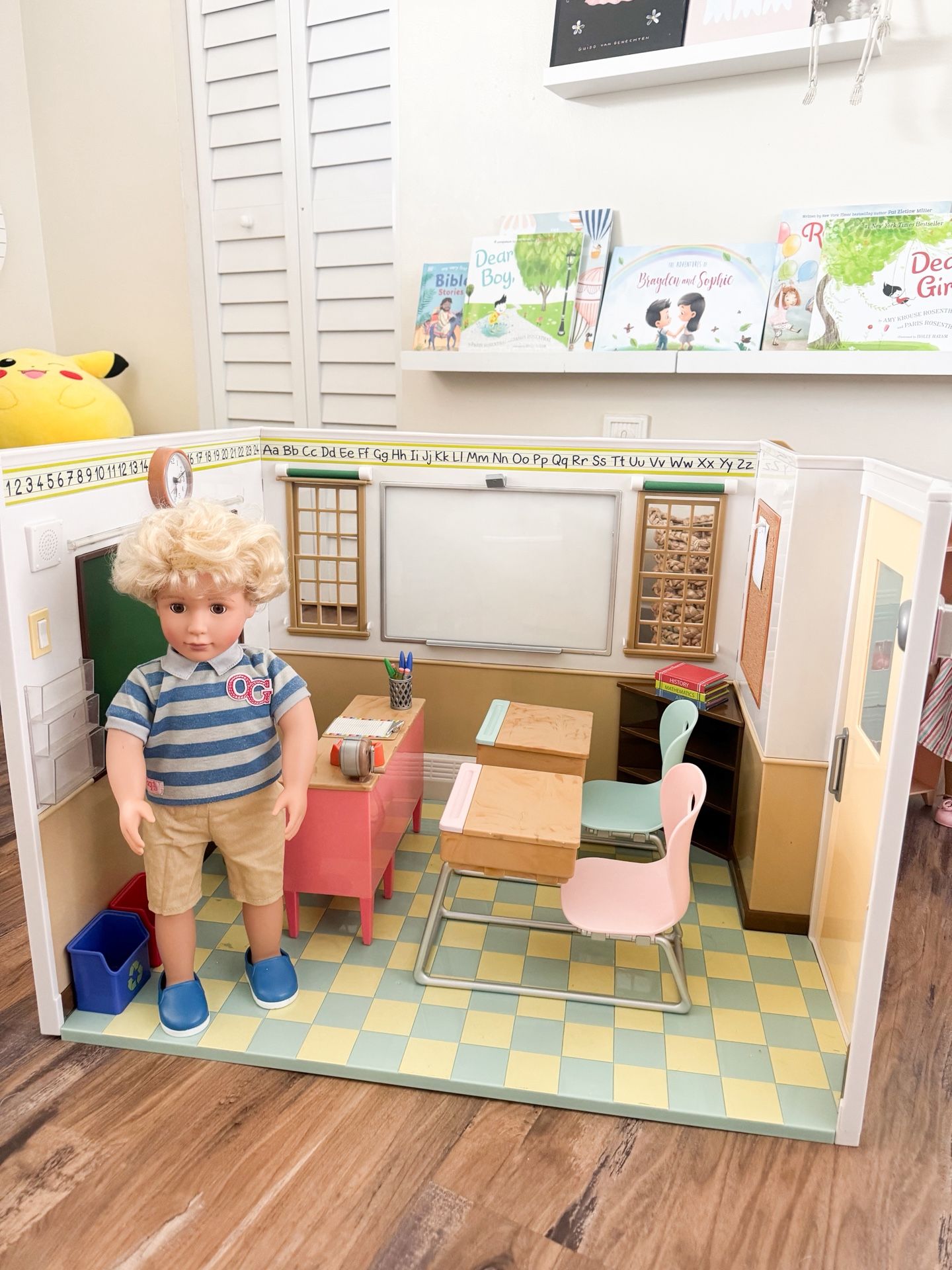 Generation Academy School Room /