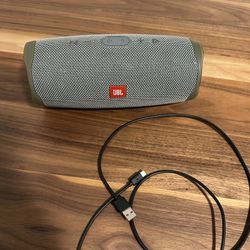 JBL Charge 4 Portable Bluetooth Speaker + Charging Cable
