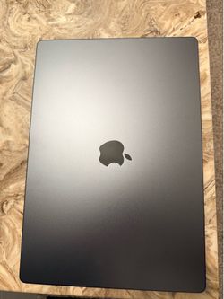 MacBook Pro 16" M4 Pro (Late 2024) - 48GB RAM / 512GB SSD - MINT 100% Battery
