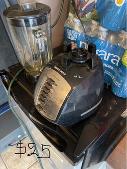 Excellent condition, kitchen blender