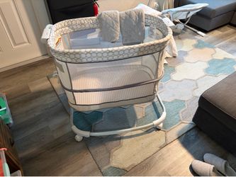 Ingenuity Dream & Grow Bedside Baby Bassinet 2-Mode Crib 0-12 Months