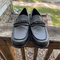 Guess Black Dress Loafers – Size 10.5