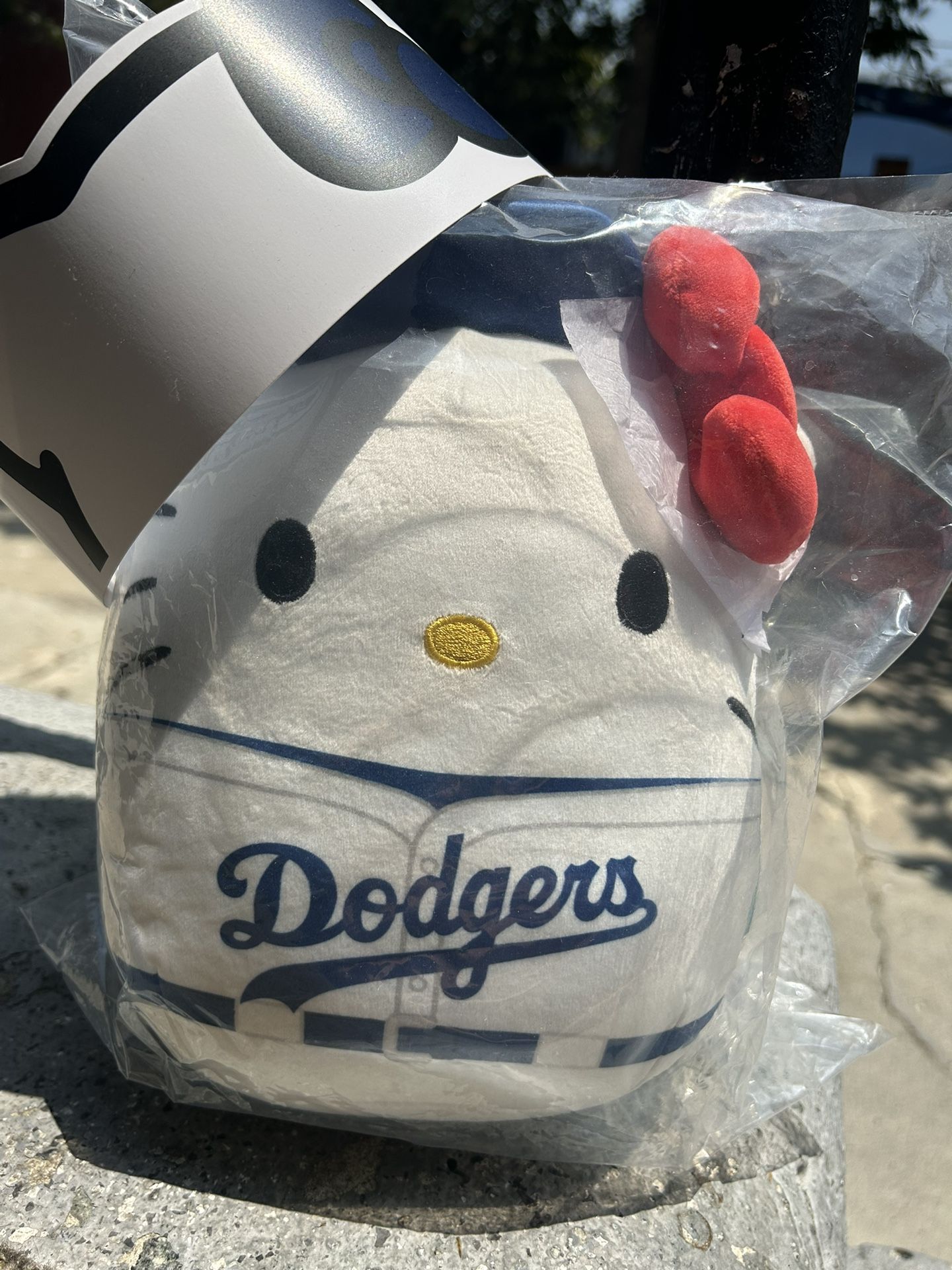 Dodgers 2025 Hello Kitty Squishmallows
