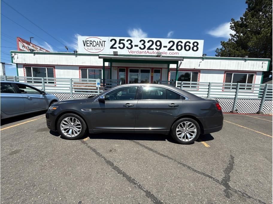 2017 Ford Taurus
