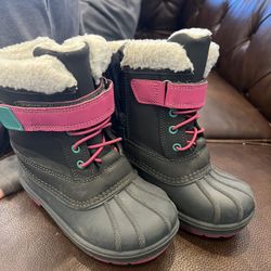 Girls Size 12 Snow Boots 