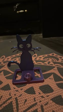 Cat cell phone holder