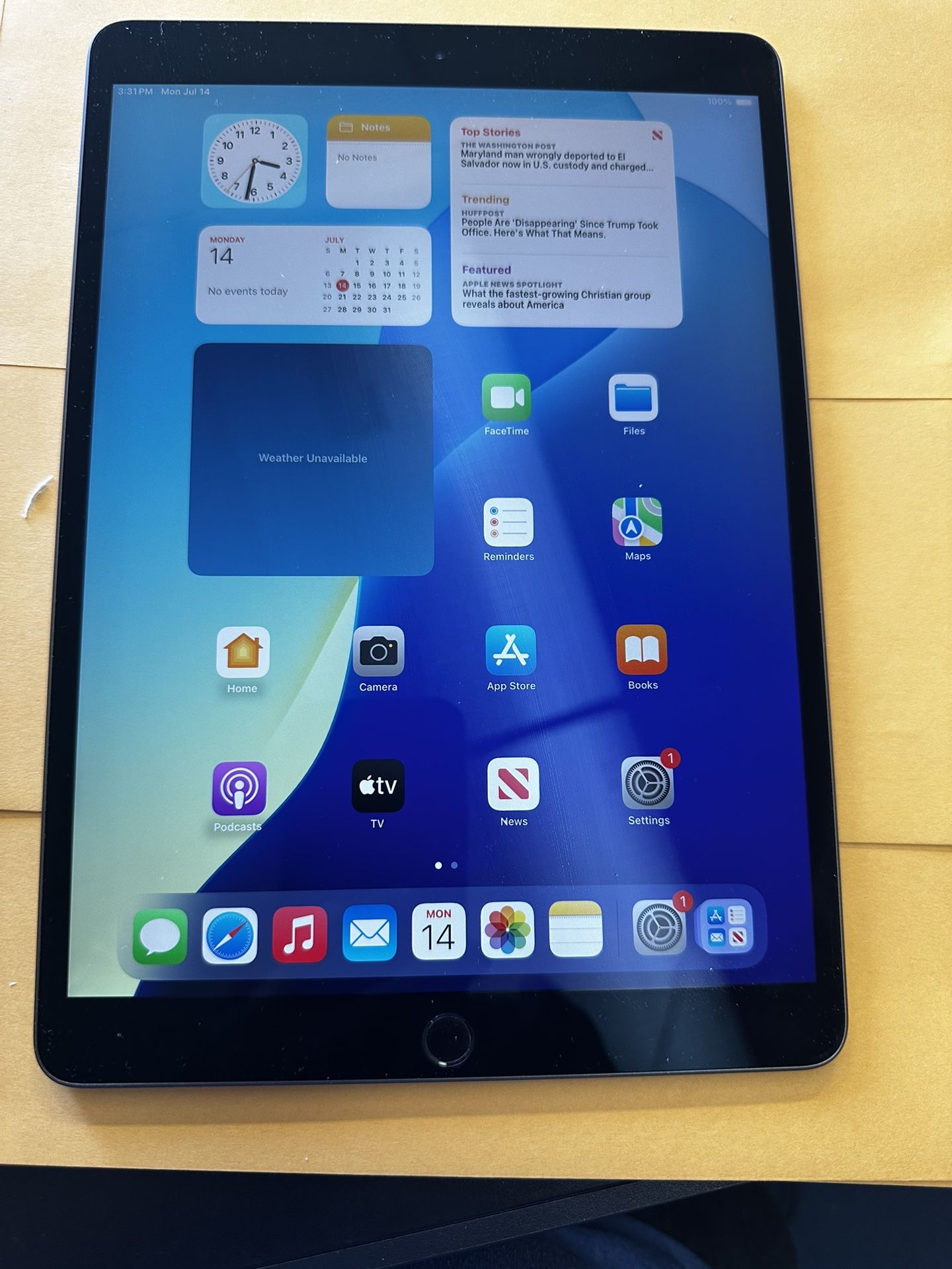 iPad Air 3, 64 gb with cellular and wifi