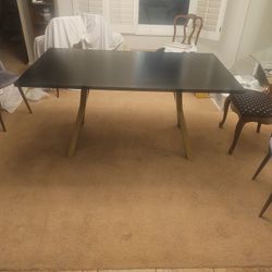 Black Table-NEEDTO SELL THIS WEEKEND!!! 