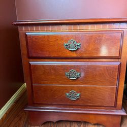 Antique Victorian Night Stand (set of 2) 