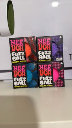 Fuzz ball Needoh