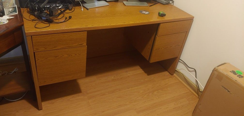 Office desk with File Cabinets And Drawers Walnut