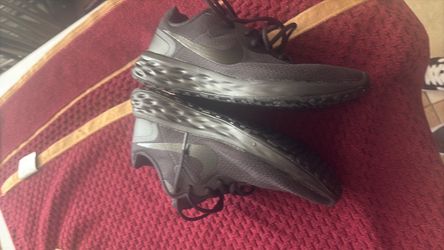 Black nike size 9 in Good condition