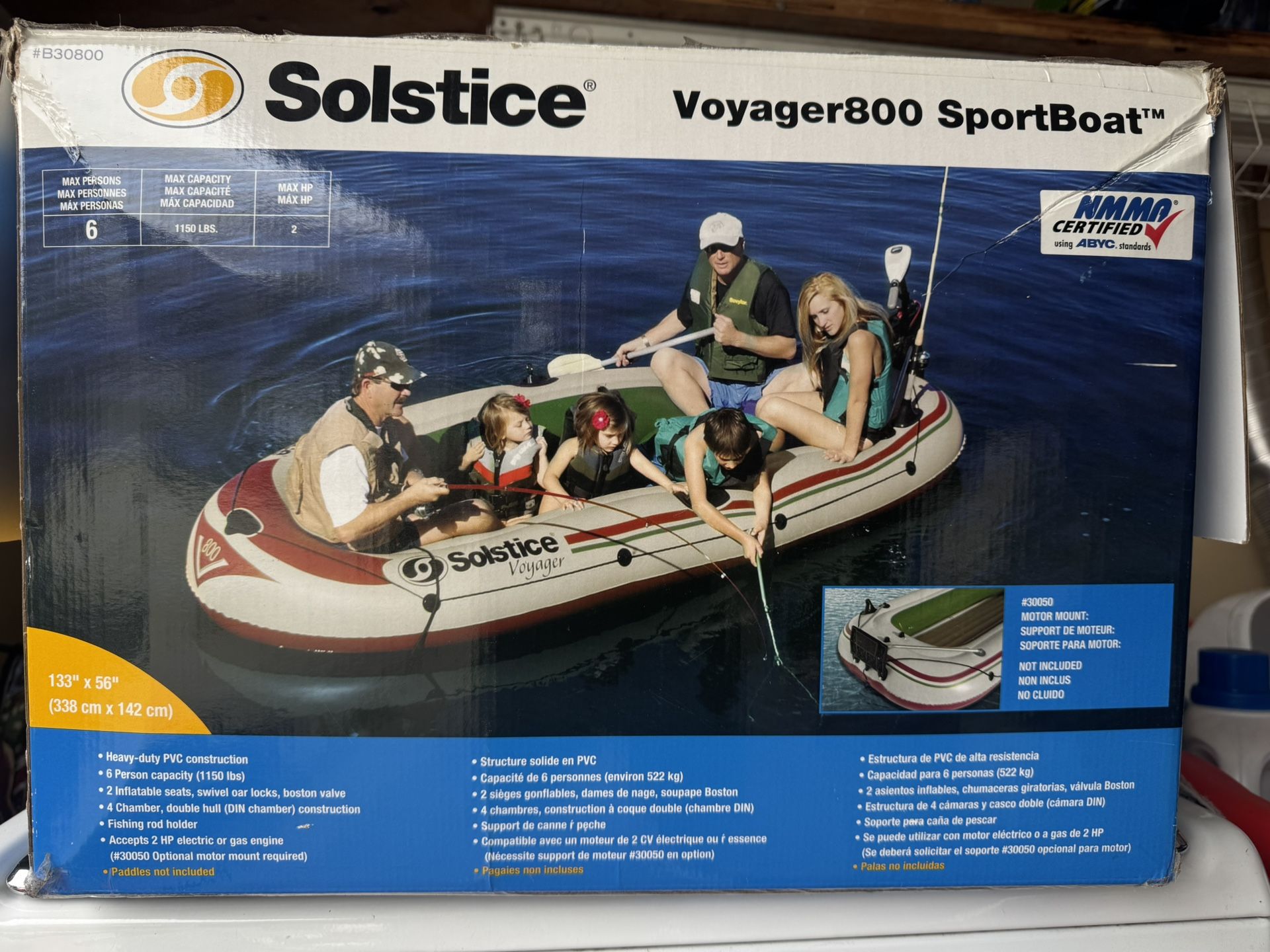Solstice Voyager800 Sport boat