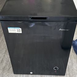 Deep Freezer 5 Cubic Feet
