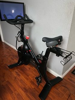 Exercise Bike PELOTON