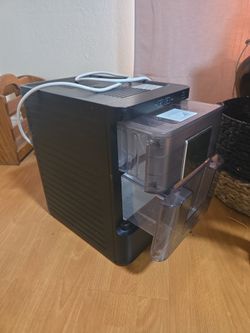 Broken icemaker
