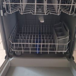Black Dishwasher Fridaire 