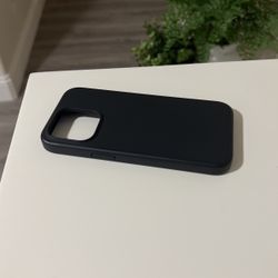 iPhone 13 Pro Silicone Cover