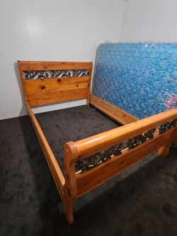 Quien Bed + Dresser