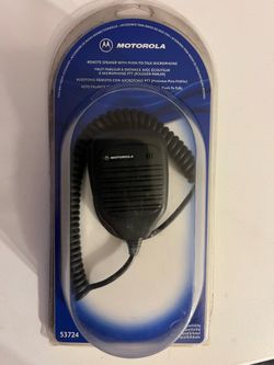 MOTOROLA REMOTE SPEAKER WITH PUSH TO TALK MICROPHONE