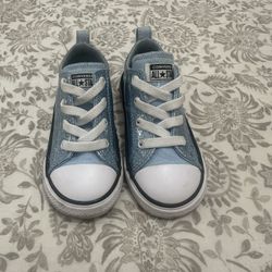 Little Girls Converse - Worn Three Times - Excellent Condition- Size 8 