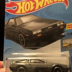 Hot Wheels. DMC Delorean 