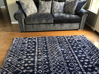 3 seater Sofa with 9 pillows