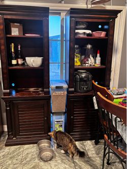 Traditional Dark Wood Hutch & Bookcase