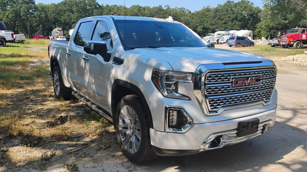 2020 GMC Sierra Denali